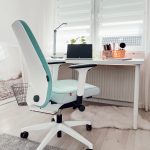 EVERY – Warum ist ein ergonomischer Schreibtischstuhl wichtig?